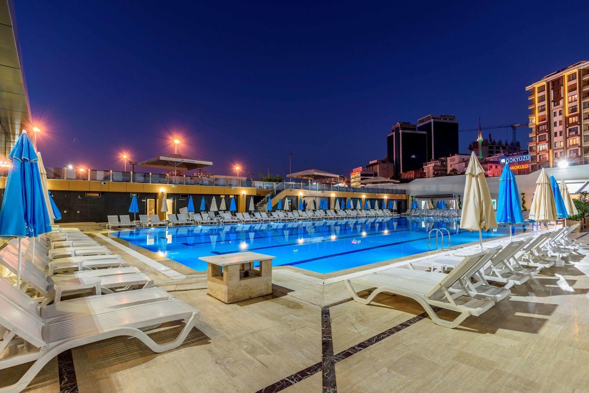 Aydinoglu Hotel อิสตันบูล ภายนอก รูปภาพ